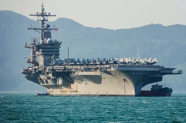 O porta-aviões USS Carl Vinson,poker senhas freerollonde decolou o caça