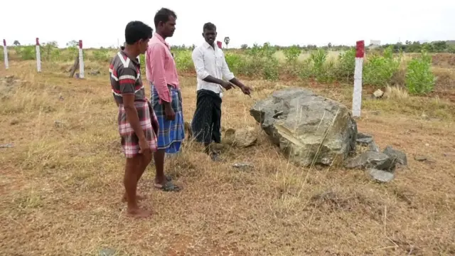 விவசாய நிலத்தில்