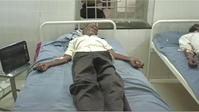 બોટાદના બરવાળાના રોજિદ ગામે કથિતપણે ઝેરી દારૂ પી જવાથી દસથી વધુ લોકોની તબિયત બગડી હતી