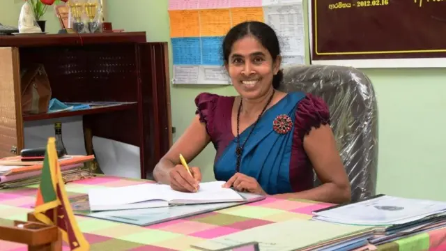 ගන්තලාව ප්‍රාථමික පාසලේ විදුහල්පතිනිය තිරන්ජනී චන්ද්‍රිකා