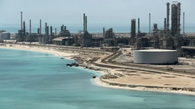 پالایشگاه آرامکو در راسالخیمه