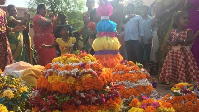 బతుకమ్మ పండుగ Batukamma Festival