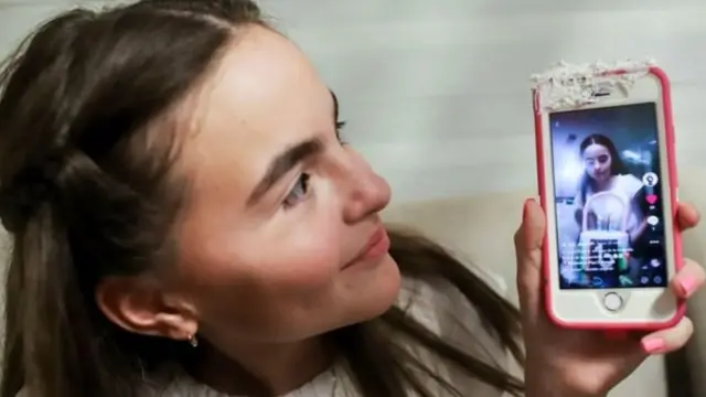 डेटा विदेशी सर्वर में क्यों स्टोर होता है ,क्या हैं ख़तरे