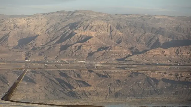 சாக்கடல்