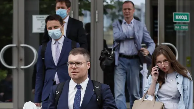 Адвокаты "Команды 29" слева направо на фото: Евгений Смирнов, Илья Новиков, Иван Павлов, Владимир Воронин, Валерия Ветошкина