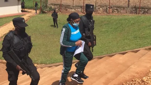 Munyenyezi asohotse mu rukiko ku Kicukiro mu mujyi wa Kigali kuwa gatatu tariki 05/05/2021