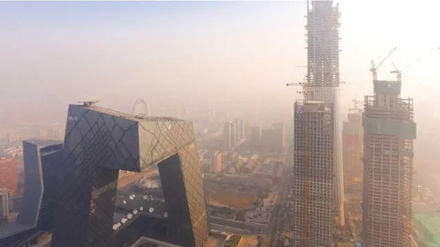 مدينة تعاني من تلوث الهواء