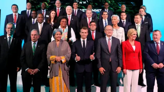 Amina Mohammed and leaders from different kontris