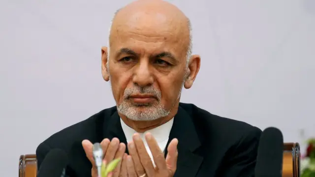 O presidente do Afeganistão, Ashraf Ghani, conduz uma oração durante rodadajogos caca niqueis gratis recentesnegociaçõesjogos caca niqueis gratis recentesCabul