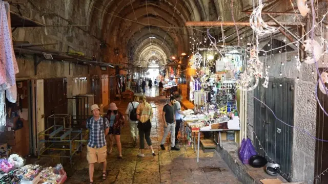 زيارة إلى حمام الاستجمام العتيق في القدس