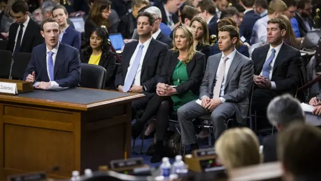 अमेरिका, फेसबुक