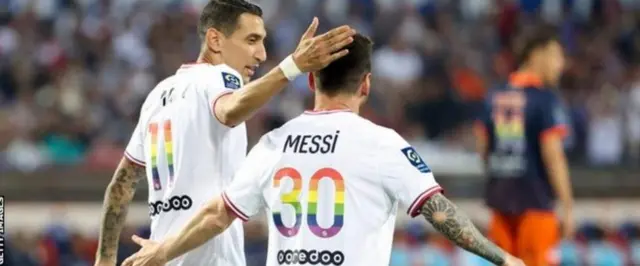 Les clubs français de première division ont arboré des numéros de maillot aux couleurs de l'arc-en-ciel pour montrer leur solidarité avec les droits des LGBTQ+