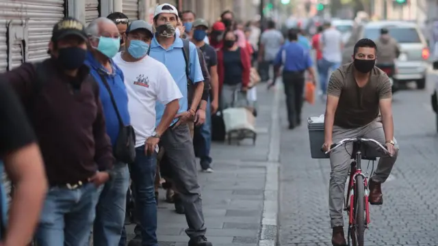 Para epidemiologista, pandemia na América Latina vai aprofundar desigualdades econômicas já bastante profundas