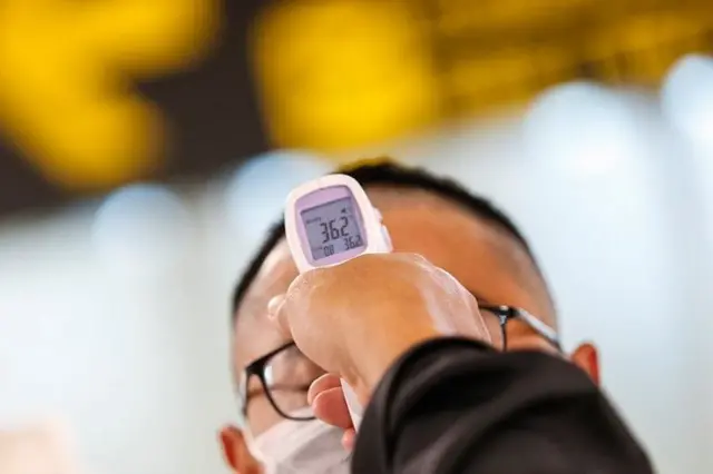 วัดอุณหภูมิร่างกาย