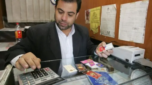 قیمت تمام سکه اخیرا و در اوج قیمت به حدود سه میلیون و ۲۰۰ هزار تومان هم نزدیک شده بود که بعدا کاهش یافت