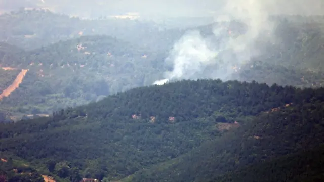 16일 연기나는 북한 전방지역