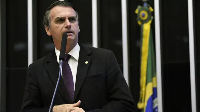 O deputado Jair Bolsonaro criticou a decisãojogo de aposta casinosoltar Lula