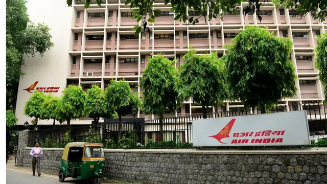 2013 साली दिल्लीमधील या इमारतीत एअर इंडियाचं मुख्यालय हलवण्यात आलं.