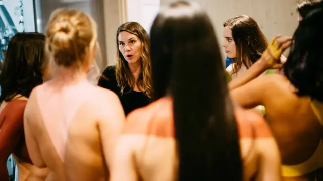 Erika Lust no set de filmagens