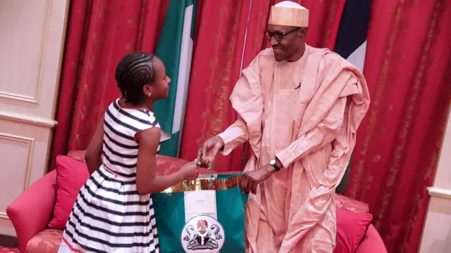 Shugaba Muhammadu Buhari tare da Nicole