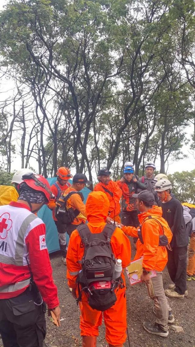Syafiq Ridhan Ali Razan, Gunung Slamet, Himawan Choidar Bahran