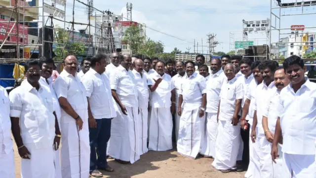 ஆர் பி உதயகுமார், திண்டுக்கல் சீனிவாசன், செல்லூர் ராஜூ