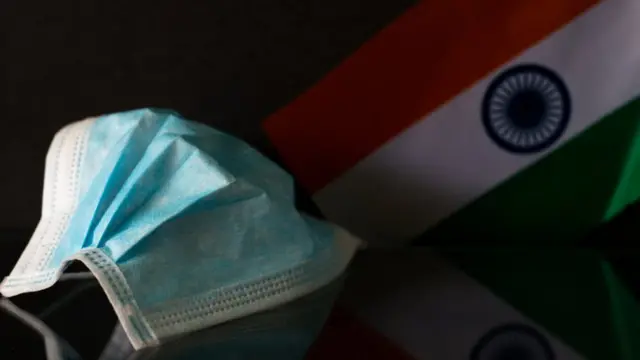 இந்தியாவில் நாளை முதல் ஓரளவு தளர்த்தப்படும் ஊரடங்கு - எங்கு, எப்படி?