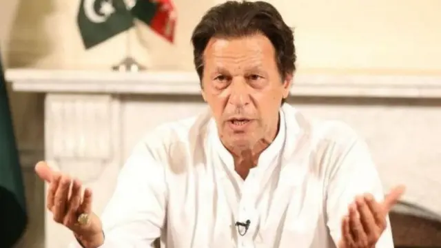 இம்ரான் கான்