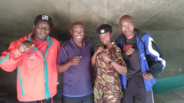 Kutoka Kushoto Bondia Absalom Okinyi au Diblo, Patrick alias Mont Waweru na Kenneth aka Valdez Ochieng'