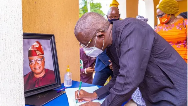 Oyo State goment for di southwest Nigeria don as part of moves to honour di dead Commissioner, order di state flag to fly at half-mast.