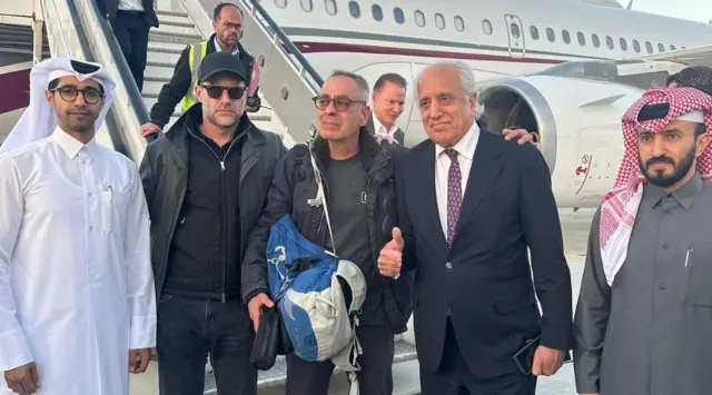 زلمي خلیلزاد پر خپله ایکس پاڼه لیکلي وه"د طالبانو حکومت د ښه نیت په توګه د امریکايي تبعه جورج ګلیزمن د خوشې کولو هوکړه وکړه."