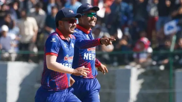 रोहित पौडेल र अविनाश