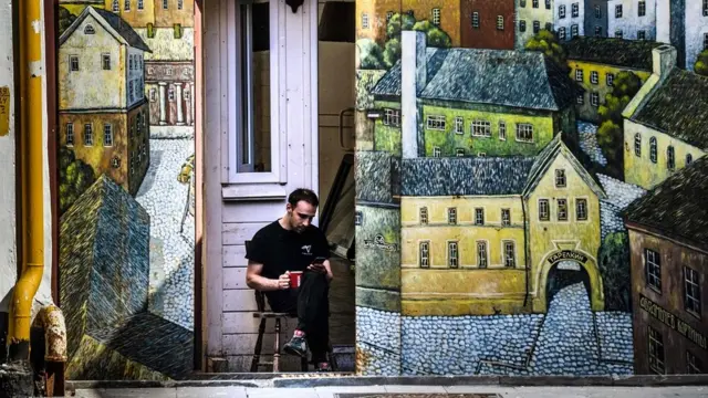 Nizhny's street art encompasses more than 300 works scattered across the city, from murals to sculptures to graffiti