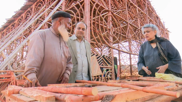 یاسمین لاری، پاکستان، تعمیرات، ماحولیات، ماحول دوست، سندھ، ٹھٹھہ