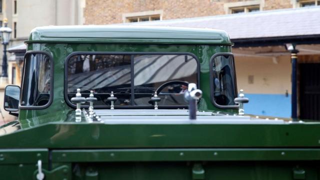 Land Rover, который полсужит катафалком для гроба с телом принца Филиппа.