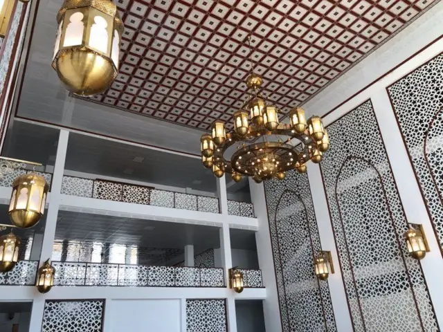 "ෂරියා" විශ්වවිද්‍යාලය