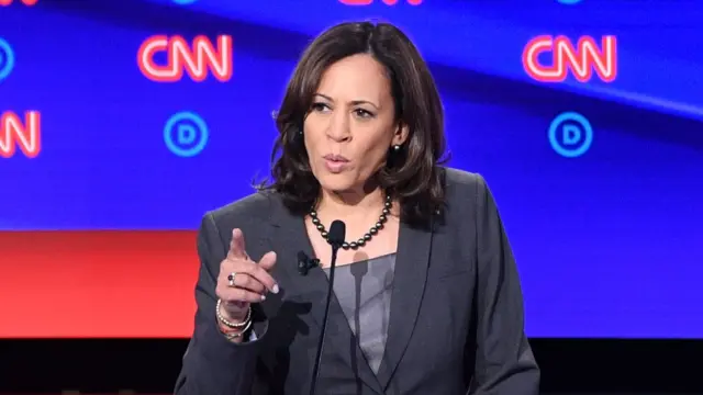 कमला हैरिस