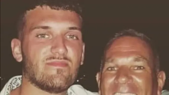 阿奇·哈里森（图左）说，自己的名字并不常见。