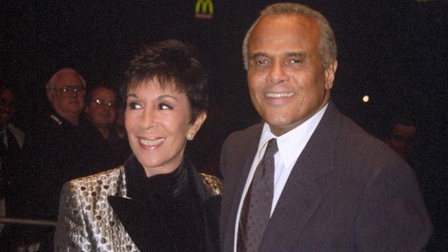Belafonte y su segunda esposa, Julie Robinson, en 1996