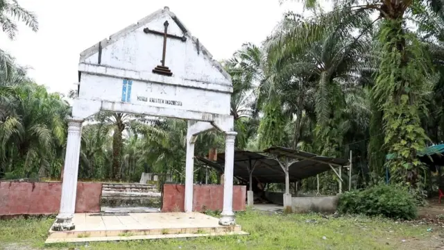 Yang tersisa dari Gereja HKI Suka Makmur, empat tahun setelah dibakar massa