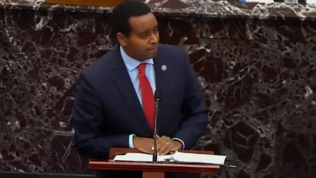 Mwendesha mashitaka alikamilisha hoja yake kwa kusema : "Tunakuomba kwa unyenyekevu kumtia hatiani Trump "