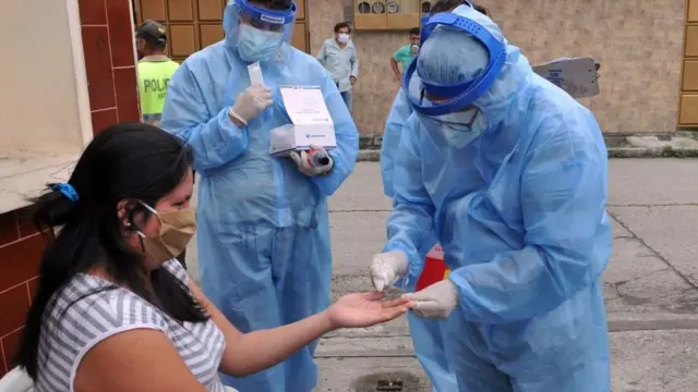Realización de test en Guayaquil, Ecuador.
