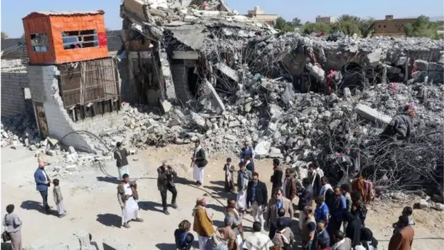 سجن صعدة الذي دمر بغارة جوية.