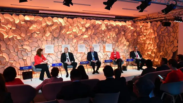 Davos Dünya İqtisadi Forumu çərçivəsində "Strateji baxış: Avrasiya" mövzusunda keçirilən panel iclası