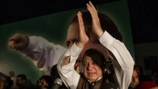 नवाज़ शरीफ को आखिर हुआ क्या है?