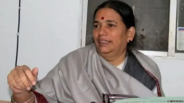 ਸੁਧਾ ਭਾਰਦਵਾਜ ਪੇਸ਼ੇ ਤੋਂ ਵਕੀਲ ਹਨ ਅਤੇ ਗਰੀਬ ਲੋਕਾਂ ਲਈ ਕੰਮ ਕਰਦੇ ਹਨ