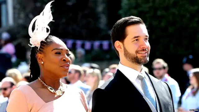 अपने पति एलेक्सिस ओहानियन के साथ सरीना