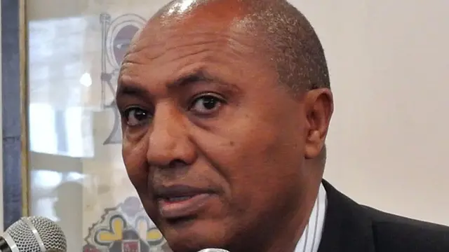 Obbo Barakat Simoon aangoo gadi dhiisuuf iyyatan