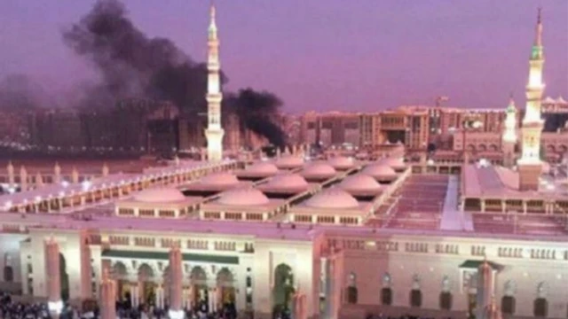 تفجير انتحاري في محيط المسجد النبوي عام 2016