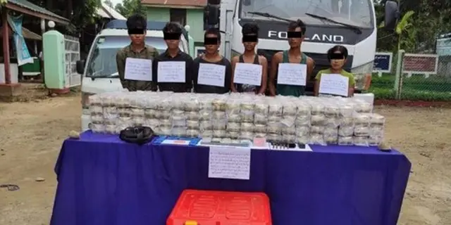နေအိမ်ပေါ်က သေနတ်တစ်လက်ပါ ဖမ်းဆီးရမိ